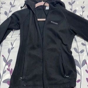 Black hooded Columbia fleece